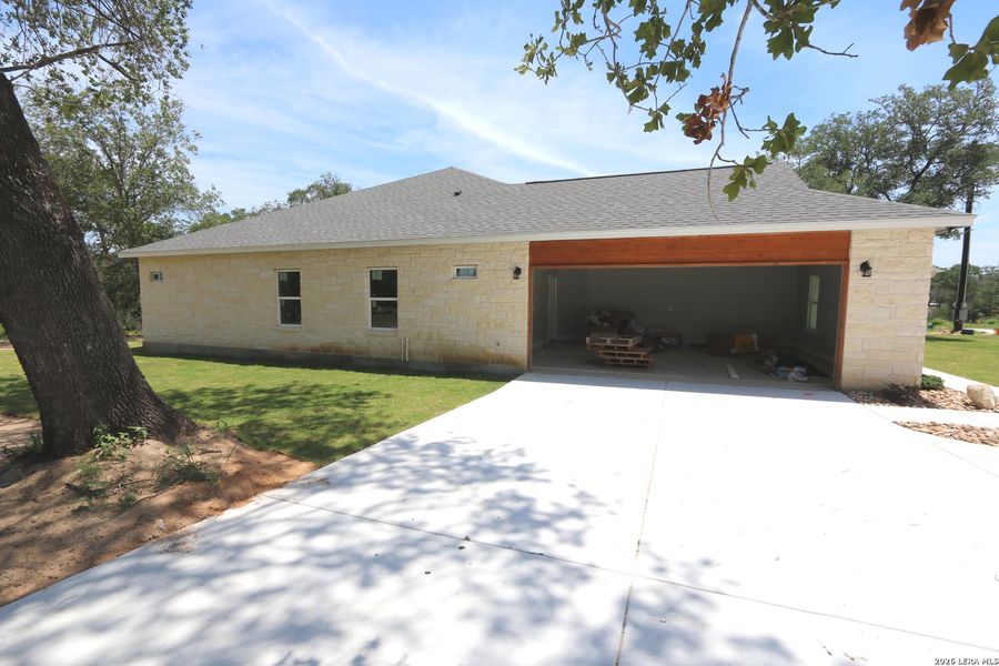 Exterior details and patio area of a home in , La Vernia (Image 19). Exterior details and patio area of a home in , La Vernia (Image 19).