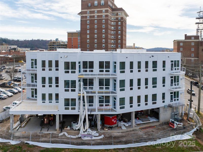 Condo located in Asheville, NC showcasing its design and architecture (Image 20).
