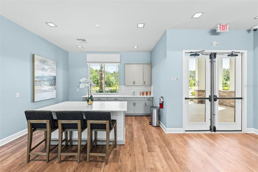 Furnished interior view inside a new home in , Clermont (Image 31).