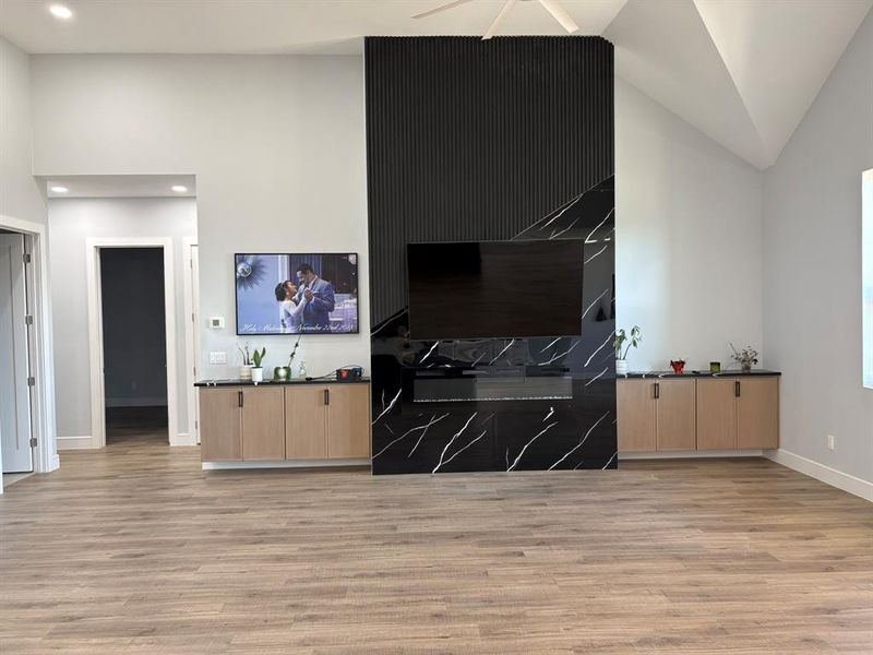 Furnished interior view inside a new home in , Waxahachie (Image 15).