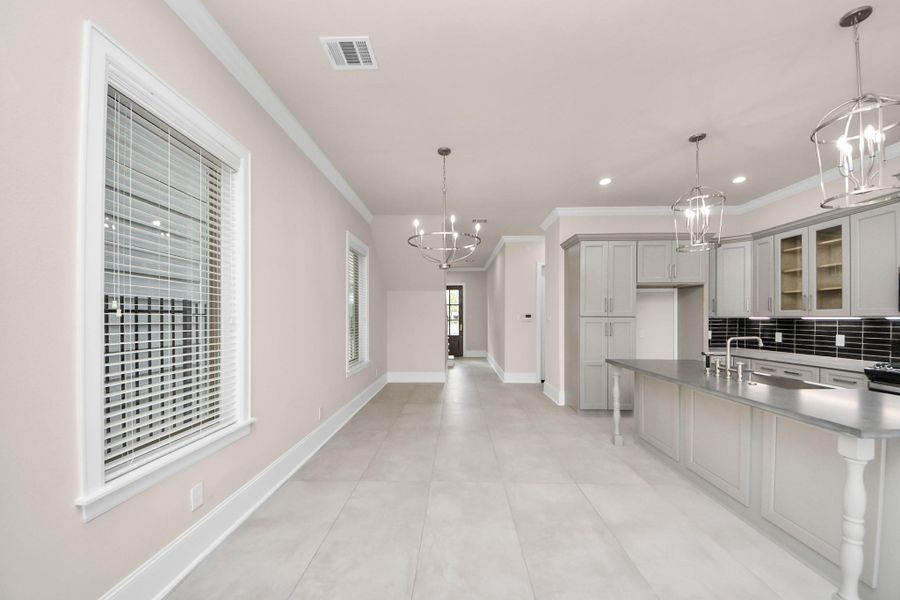 Spacious, unfurnished interior of a new home in , Houston (Image 41).