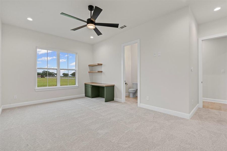 Spacious, unfurnished interior of a new home in Santana Ridge, Weatherford (Image 32).