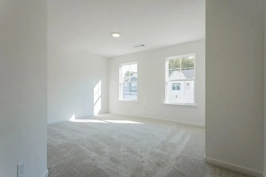 Spacious, unfurnished interior of a new home in , Buford (Image 13).