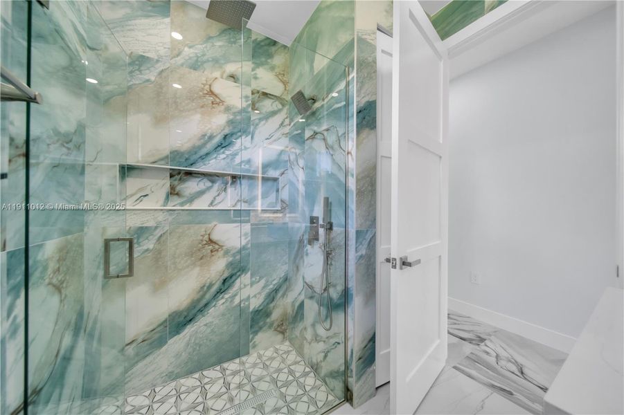 Image 27 of a home in . Image 27 of a home in .