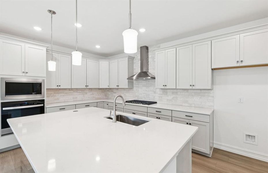 Pendant lighting over island Pendant lighting over island