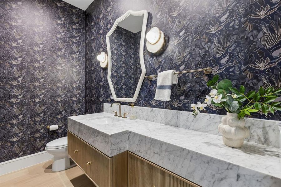 Furnished interior view inside a new home in , Dallas (Image 18).