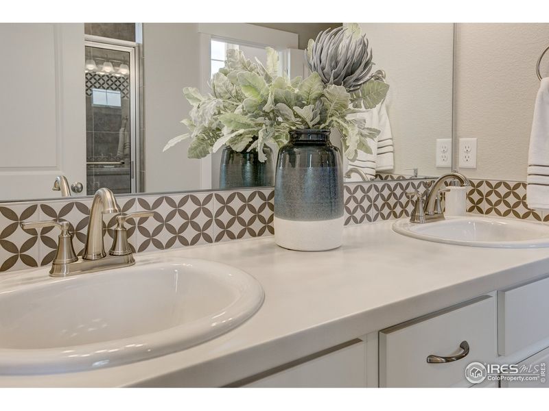 Close-up of interior finishes inside a home in The Lakes at Centerra - The Shores, Loveland (Image 16).
