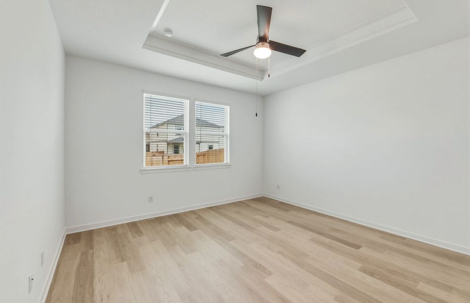 Spacious, unfurnished interior of a new home in Sunfield, Buda (Image 46). Spacious, unfurnished interior of a new home in Sunfield, Buda (Image 46).