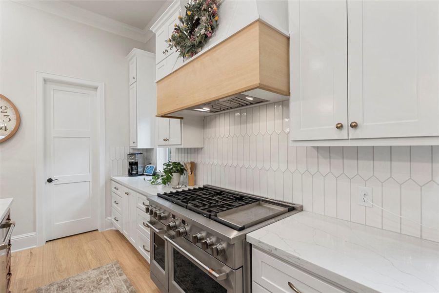 Furnished interior view inside a new home in , Bryan (Image 28). Furnished interior view inside a new home in , Bryan (Image 28).