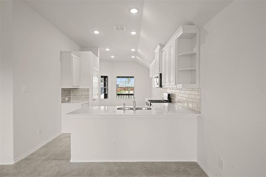 Furnished interior view inside a new home in Chisholm Hills, Cleburne (Image 10).
