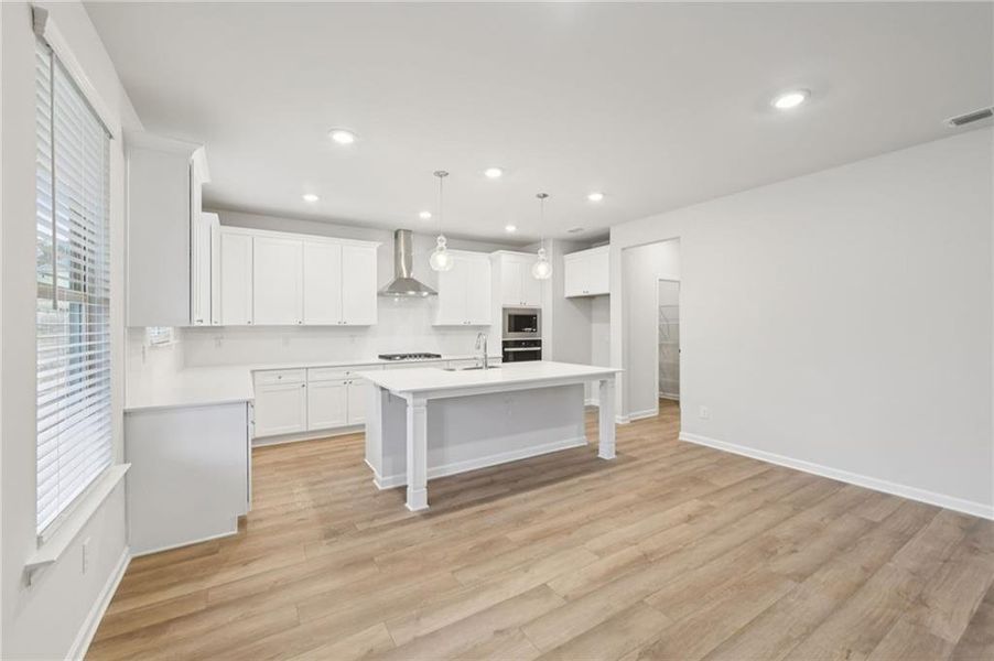 Furnished interior view inside a new home in Hamilton Lakes, Lawrenceville (Image 7).