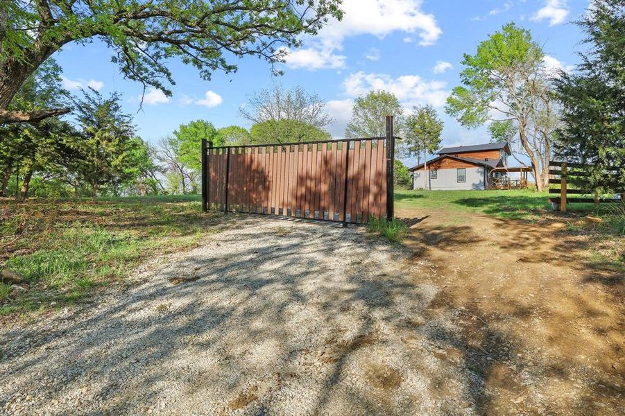 Community amenities in , Savoy (Image 37). Community amenities in , Savoy (Image 37).