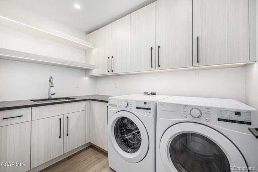 Furnished interior view inside a new home in , Granby (Image 18).