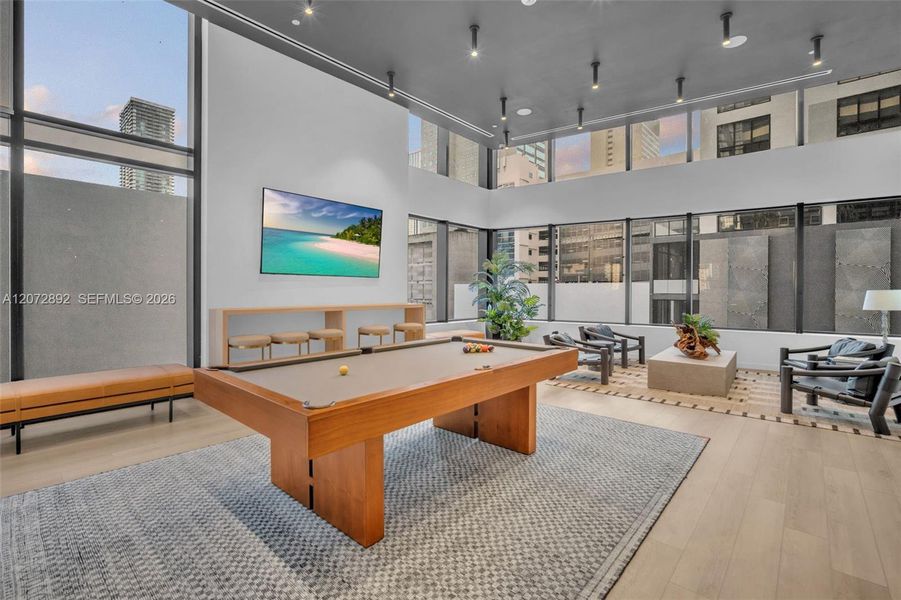 Community amenities in , Miami (Image 70).