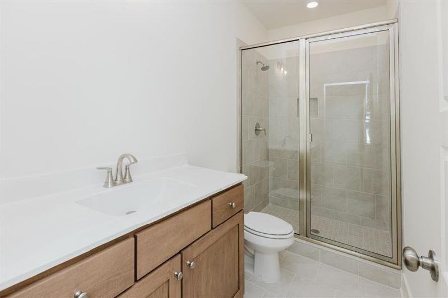 Furnished interior view inside a new home in , Gainesville (Image 5).