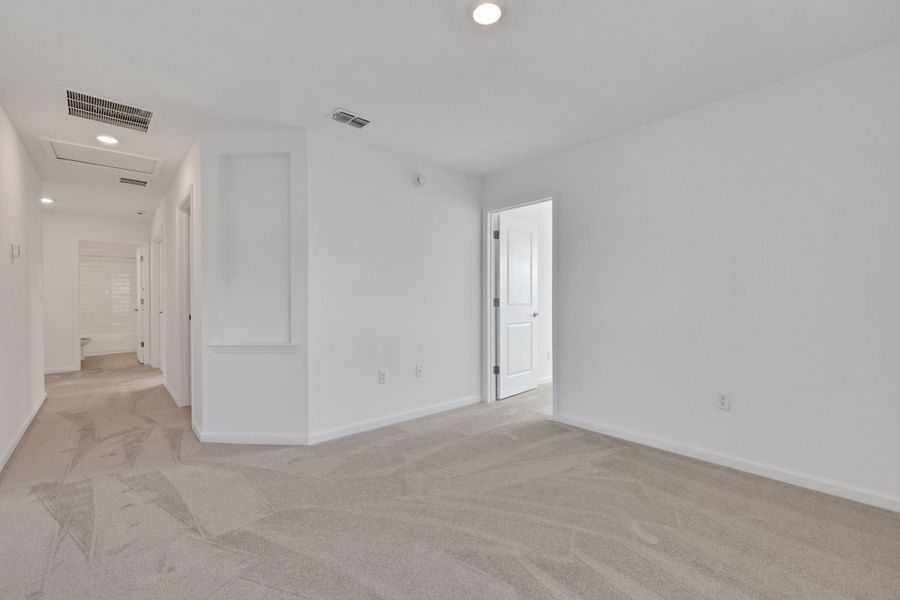 5br New Home in Orange Park, FL.  - Slide 35