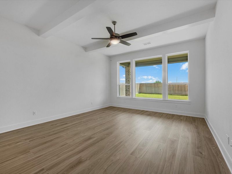 Spacious, unfurnished interior of a new home in Harvest Green, Richmond (Image 21).
