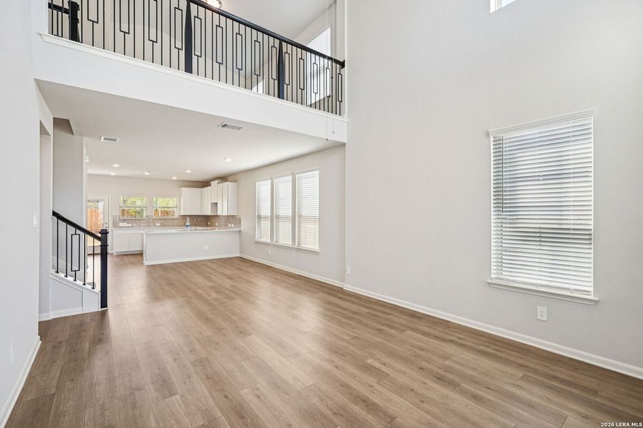 Spacious, unfurnished interior of a new home in Remington Ranch, San Antonio (Image 38). Spacious, unfurnished interior of a new home in Remington Ranch, San Antonio (Image 38).