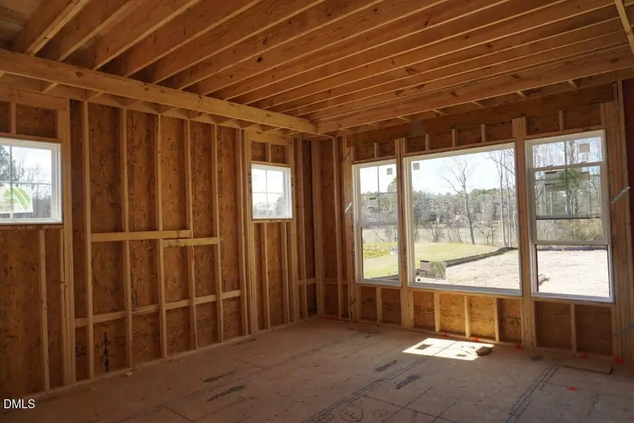 DSC01142 (Medium) DSC01142 (Medium)