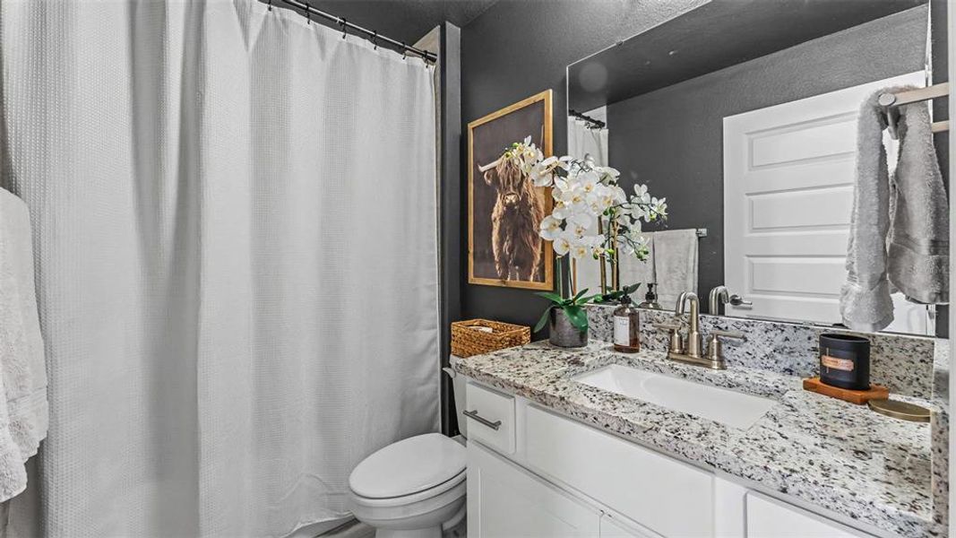 Furnished interior view inside a new home in Lake Juliana Estates, Auburndale (Image 19).