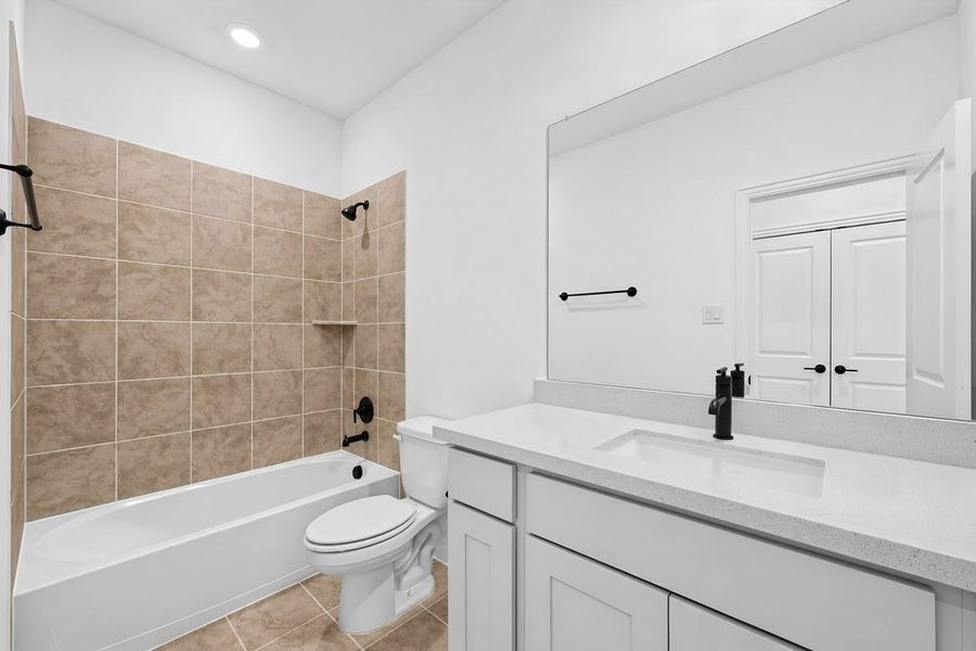 Furnished interior view inside a new home in South Oak, Lakewood Village (Image 9). Furnished interior view inside a new home in South Oak, Lakewood Village (Image 9).