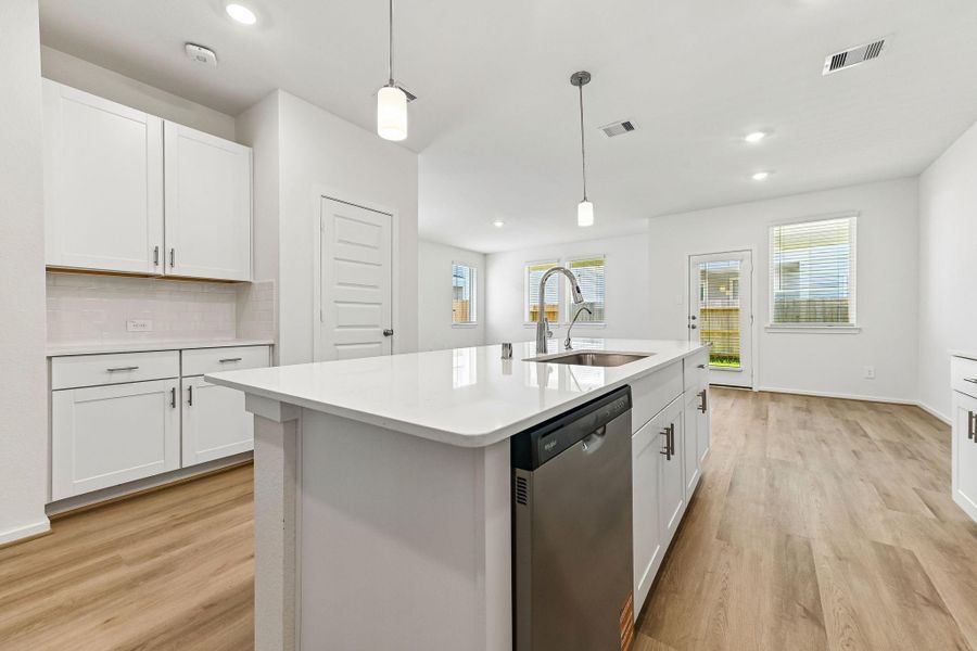 Furnished interior view inside a new home in Kemah Crossing - City Series, Kemah (Image 7).
