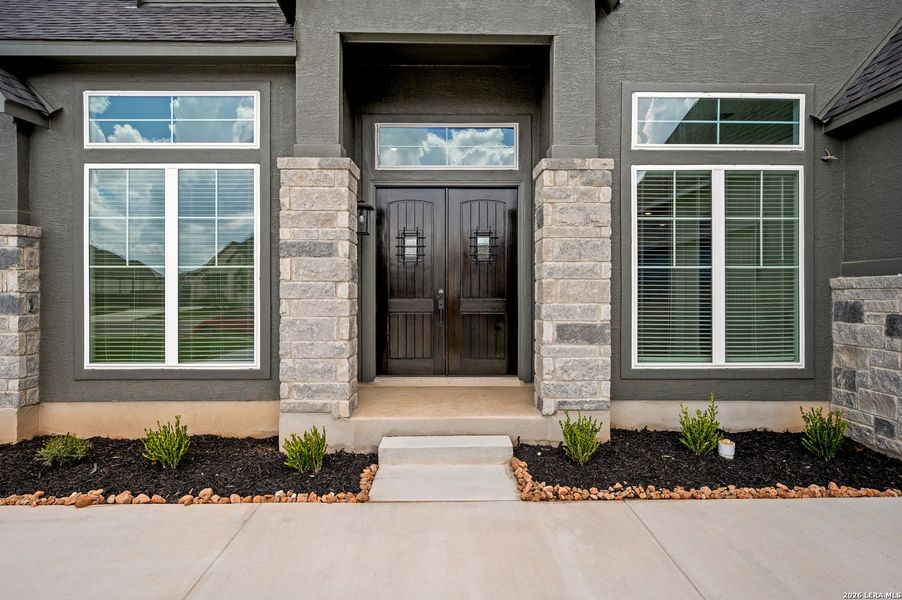 Exterior details and patio area of a home in Mesa Western, Cibolo (Image 3).