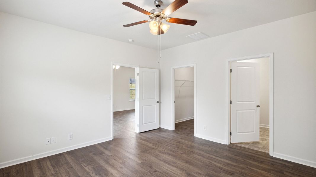 Representative unfurnished interior of a home built from the Allex by D.R. Horton in Fieldcrest Acres, Blountville (Image 19). Representative unfurnished interior of a home built from the Allex by D.R. Horton in Fieldcrest Acres, Blountville (Image 19).