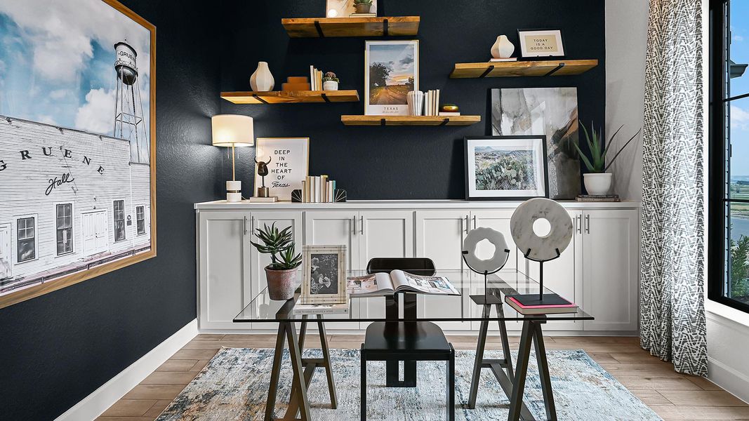 Furnished interior view inside a new home in Trinity Falls, McKinney (Image 32).