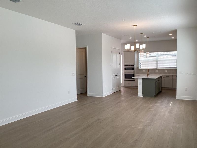 Spacious, unfurnished interior of a new home in Lake Cawood Cove, Winter Springs (Image 15). Spacious, unfurnished interior of a new home in Lake Cawood Cove, Winter Springs (Image 15).
