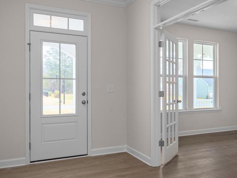 Spacious, unfurnished interior of a new home in Tobacco Road, Angier (Image 16).