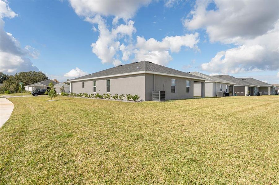 Exterior details and patio area of a home in Aviary at Rutland Ranch, Parrish (Image 27).