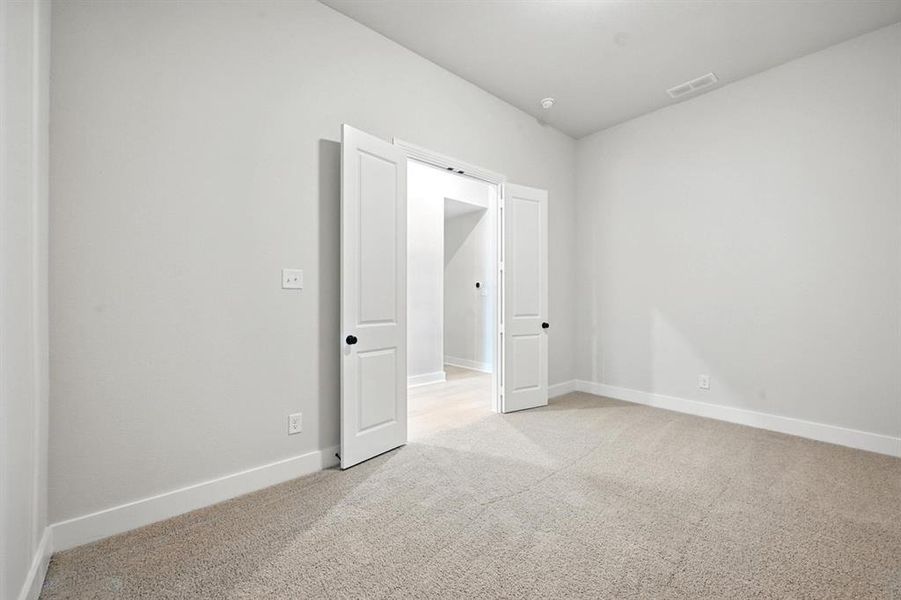 Spacious, unfurnished interior of a new home in Thompson Farms: 60ft. lots, Van Alstyne (Image 18). Spacious, unfurnished interior of a new home in Thompson Farms: 60ft. lots, Van Alstyne (Image 18).