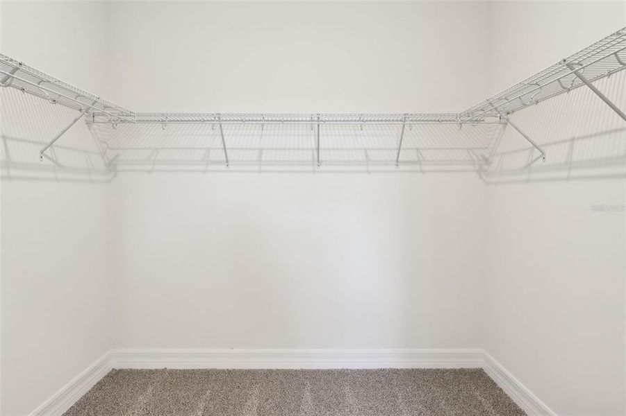 Spacious, unfurnished interior of a new home in Crescent Lakes - Reserve Series, Punta Gorda (Image 7). Spacious, unfurnished interior of a new home in Crescent Lakes - Reserve Series, Punta Gorda (Image 7).