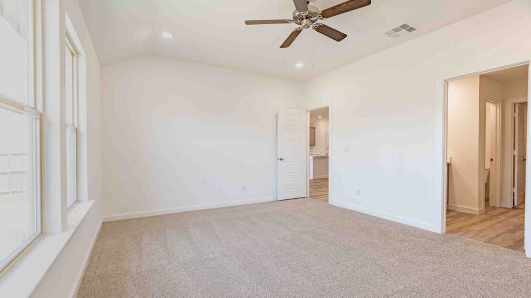 Spacious, unfurnished interior of a new home in Overlook West, Wolfforth (Image 10). Spacious, unfurnished interior of a new home in Overlook West, Wolfforth (Image 10).
