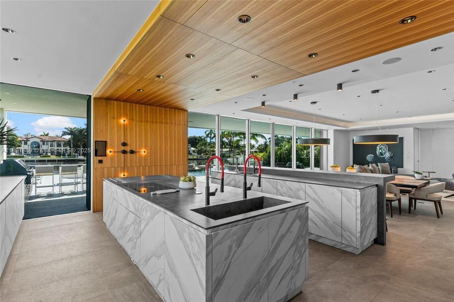 Community amenities in , Fort Lauderdale (Image 43).