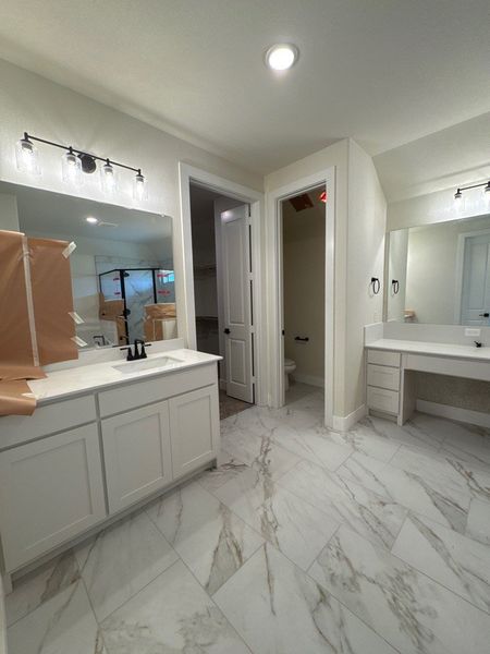 Furnished interior view inside a new home in Fannin Ranch, Leonard (Image 5). Furnished interior view inside a new home in Fannin Ranch, Leonard (Image 5).