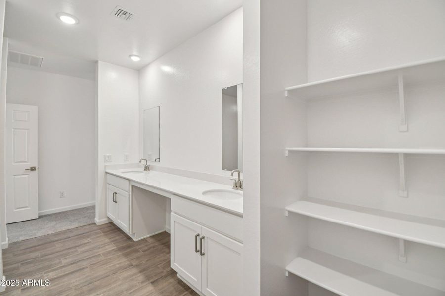 25-web-or-mls-W Mellen Ln-S1212-025 25-web-or-mls-W Mellen Ln-S1212-025