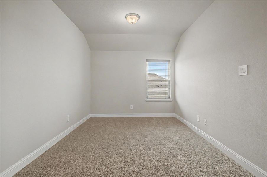 Spacious, unfurnished interior of a new home in , Tomball (Image 34). Spacious, unfurnished interior of a new home in , Tomball (Image 34).