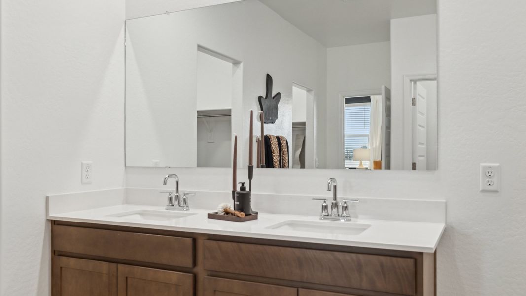 Close-up of interior finishes inside a home in Quail Ranch, San Tan Valley (Image 21). Close-up of interior finishes inside a home in Quail Ranch, San Tan Valley (Image 21).