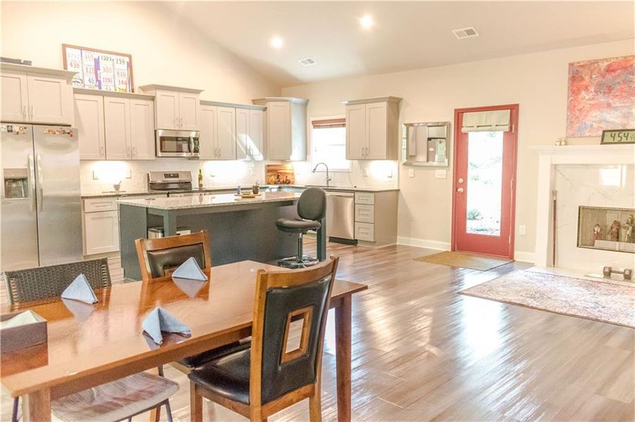 Furnished interior view inside a new home in , Mansfield (Image 6).
