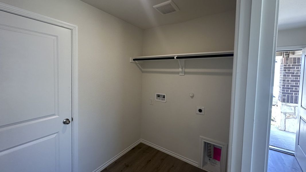 Image 15 of a home in Cartwright Ranch. Image 15 of a home in Cartwright Ranch.