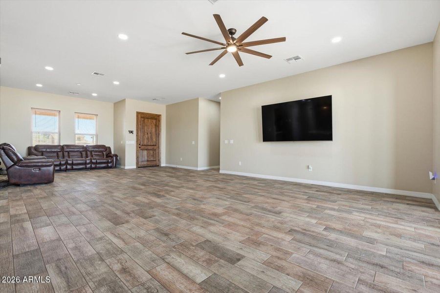 20-LivingRoom_7 20-LivingRoom_7