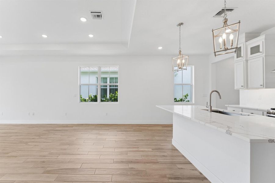 Kitchen, Great Room & Dining Area Kitchen, Great Room & Dining Area