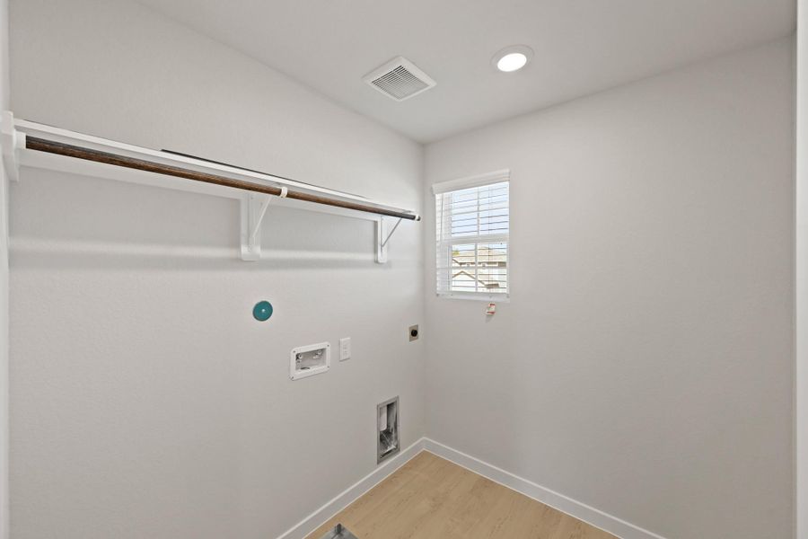 Spacious, unfurnished interior of a new home in Northpark South, Porter (Image 9). Spacious, unfurnished interior of a new home in Northpark South, Porter (Image 9).
