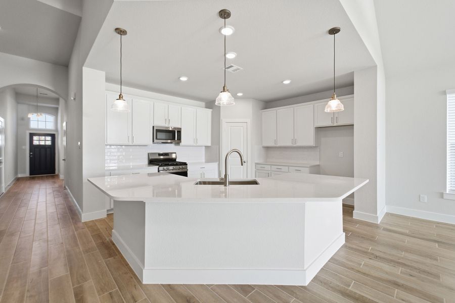 Furnished interior view inside a new home in Ashland, Richwood (Image 8).