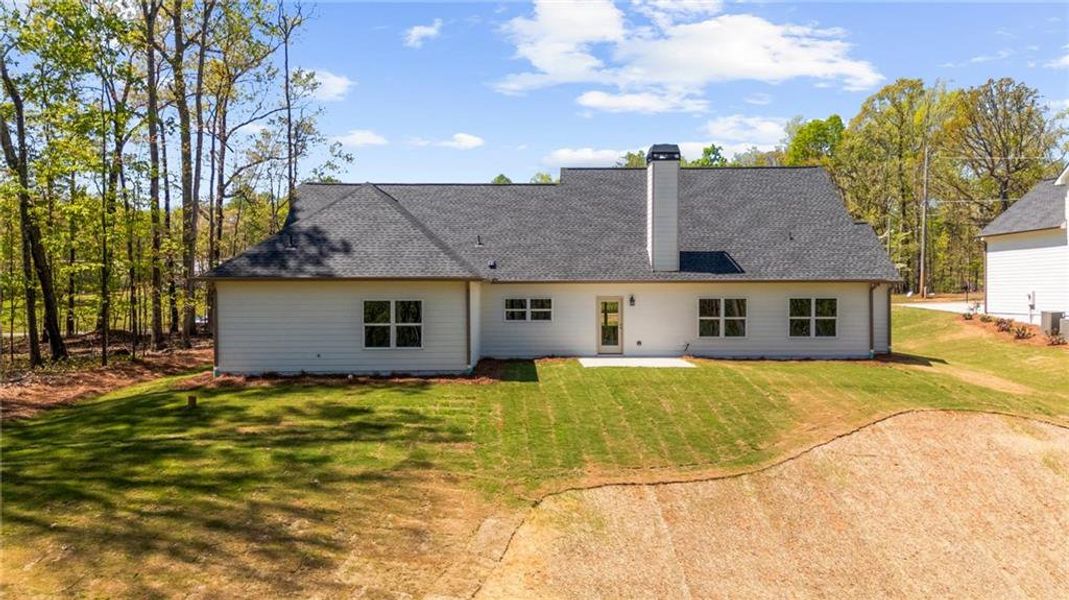 Exterior details and patio area of a home in , Gainesville (Image 3).