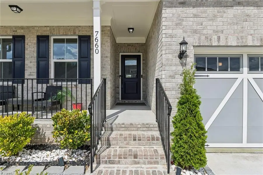 Exterior details and patio area of a home in , Dawsonville (Image 21).