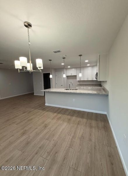 Spacious, unfurnished interior of a new home in , Jacksonville (Image 42).
