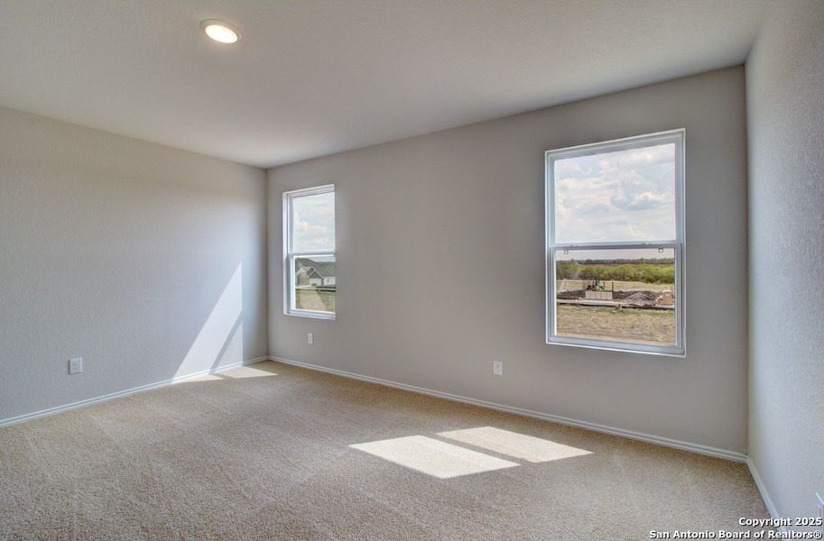 Spacious, unfurnished interior of a new home in Prairie Green, Converse (Image 8).